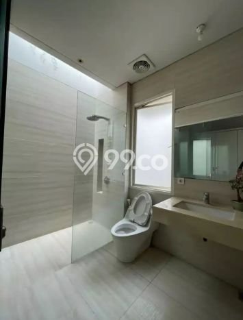 Rumah Elit Modern Siap Huni di Graha Surabaya Rumah Elit Modern Siap Huni di Graha Surabaya