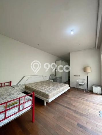 Rumah Elit Modern Siap Huni di Graha Surabaya Rumah Elit Modern Siap Huni di Graha Surabaya