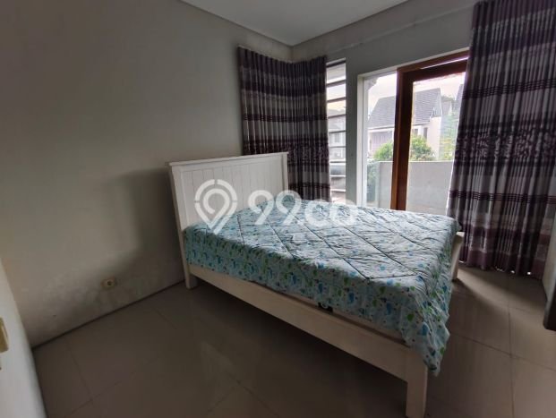 Dijual Rumah Mewah Megah Dengan View Eksklusif di Citraland, Surabaya Dijual Rumah Mewah Megah Dengan View Eksklusif di Citraland, Surabaya