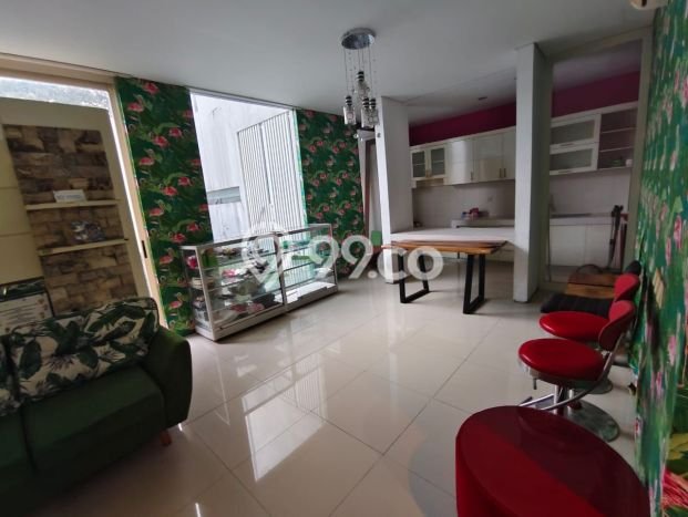 Dijual Rumah Mewah Megah Dengan View Eksklusif di Citraland, Surabaya Dijual Rumah Mewah Megah Dengan View Eksklusif di Citraland, Surabaya
