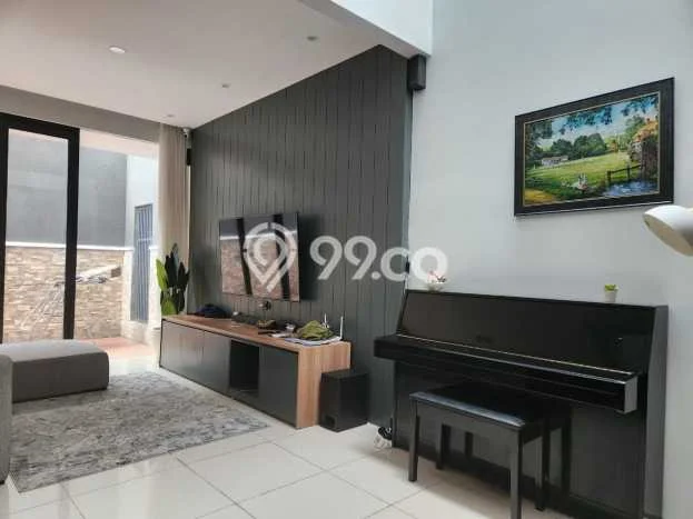 Jual Rumah Mewah Megah Dengan View Cantik di Citraland, Surabaya Jual Rumah Mewah Megah Dengan View Cantik di Citraland, Surabaya