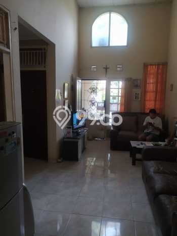 Rumah Modern Minimalis 3 KT Bisa Langsung Pindah di Cipondoh Rumah Modern Minimalis 3 KT Bisa Langsung Pindah di Cipondoh