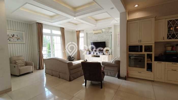Dijual Rumah Mewah Elegan Dengan View Eksklusif di Modernland, Tangerang Dijual Rumah Mewah Elegan Dengan View Eksklusif di Modernland, Tangerang