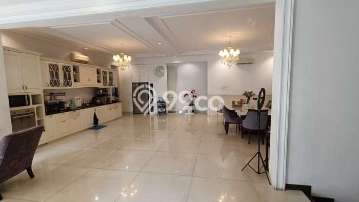 Dijual Rumah Mewah Elegan Dengan View Eksklusif di Modernland, Tangerang Dijual Rumah Mewah Elegan Dengan View Eksklusif di Modernland, Tangerang