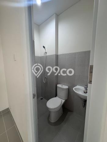 Ruko Area Bisnis di , Luas 100m2m², Siap Usaha Ruko Area Bisnis di , Luas 100m2m², Siap Usaha