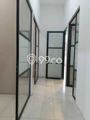 Ruko Usaha Dijual di BSD Tangerang Selatan LT 288m2 & LB 190m2 Ruko Usaha Dijual di BSD Tangerang Selatan LT 288m2 & LB 190m2