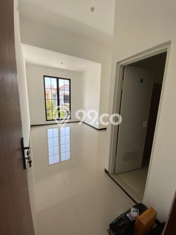 Dijual Rumah Premium dengan Fasilitas Sekitar Lengkap di Gubeng, Surabaya Dijual Rumah Premium dengan Fasilitas Sekitar Lengkap di Gubeng, Surabaya