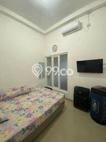 Rumah Modern Cantik 3 KT Bisa Langsung Pindah di Rungkut Rumah Modern Cantik 3 KT Bisa Langsung Pindah di Rungkut