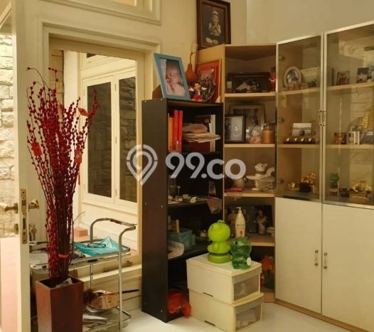 Siap Huni Rumah Mewah 6 Kamar di Gubeng Dekat ke Mana Saja Siap Huni Rumah Mewah 6 Kamar di Gubeng Dekat ke Mana Saja