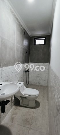 Kesempatan Investasi 4 Kamar Tidur dan 4 Kamar Mandi di Lokasi Strategis Cibubur, Bogor Kesempatan Investasi 4 Kamar Tidur dan 4 Kamar Mandi di Lokasi Strategis Cibubur, Bogor
