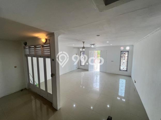 SPECIAL LISTING! Rumah di Kalideres, 3 KT, Akses Fasilitas, Luas 114m² LB 220m² SPECIAL LISTING! Rumah di Kalideres, 3 KT, Akses Fasilitas, Luas 114m² LB 220m²