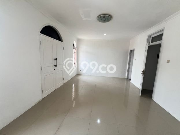 SPECIAL LISTING! Rumah di Kalideres, 3 KT, Akses Fasilitas, Luas 114m² LB 220m² SPECIAL LISTING! Rumah di Kalideres, 3 KT, Akses Fasilitas, Luas 114m² LB 220m²