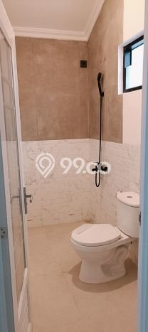 Kesempatan Investasi 4 Kamar Tidur dan 4 Kamar Mandi di Lokasi Strategis Cibubur, Bogor Kesempatan Investasi 4 Kamar Tidur dan 4 Kamar Mandi di Lokasi Strategis Cibubur, Bogor