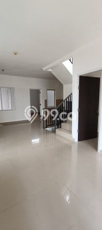 Rumah area Cengkareng, 3 KT, Dekat Pusat Kota, LT 102m² Bangunan 150m² Rumah area Cengkareng, 3 KT, Dekat Pusat Kota, LT 102m² Bangunan 150m²
