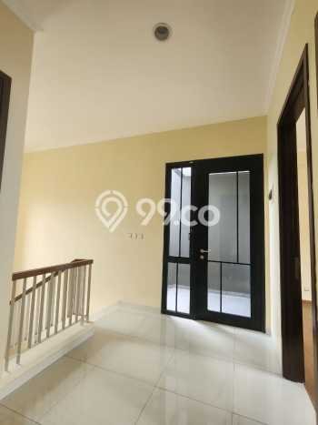 Lokasi strategis! Rumah siap pakai disewakan di Tangerang LB 250m2 Lokasi strategis! Rumah siap pakai disewakan di Tangerang LB 250m2