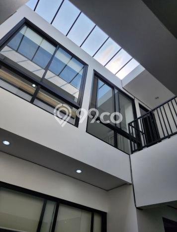 Siap Huni Hunian Elit 3 Kamar di Cilandak Dekat ke Mana Pun Siap Huni Hunian Elit 3 Kamar di Cilandak Dekat ke Mana Pun
