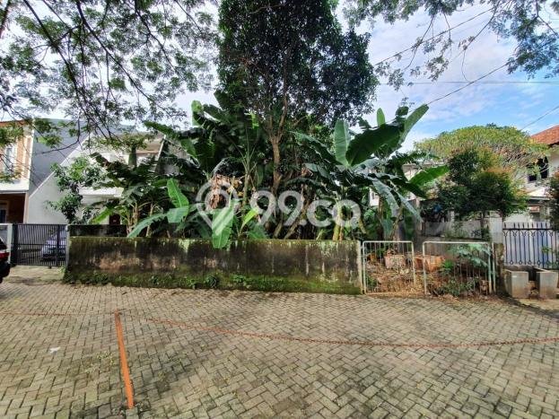 Lahan Strategis di Cinere Dijual dengan Luas 244m2 Lahan Strategis di Cinere Dijual dengan Luas 244m2