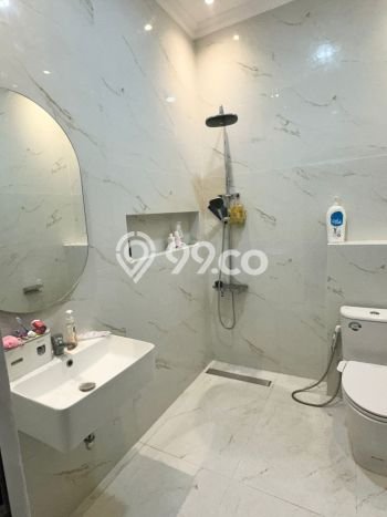 Dijual Rumah Mewah Megah Dengan View Cantik di Legenda Wisata, Bogor Dijual Rumah Mewah Megah Dengan View Cantik di Legenda Wisata, Bogor