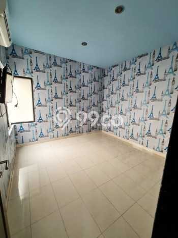 Jual Rumah Eksklusif 4 KT di Raffles Hills, Jakarta Timur Jual Rumah Eksklusif 4 KT di Raffles Hills, Jakarta Timur