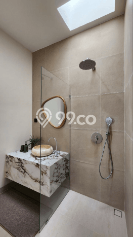 Vila Strategis Kawasan , Area 142m2m², Akses Badung, Badung Vila Strategis Kawasan , Area 142m2m², Akses Badung, Badung