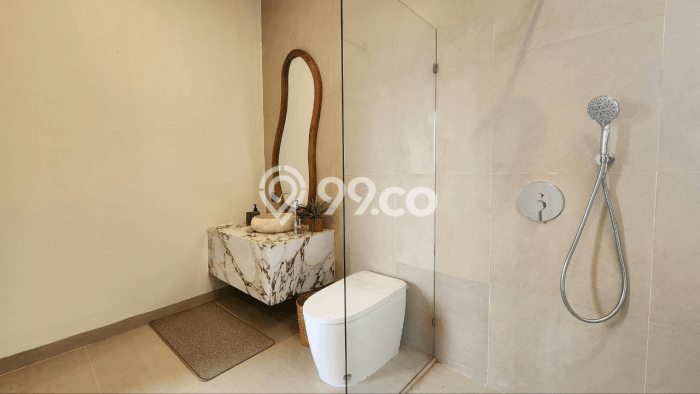 Vila Strategis Kawasan , Area 142m2m², Akses Badung, Badung Vila Strategis Kawasan , Area 142m2m², Akses Badung, Badung