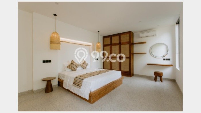 LOKASI STRATEGIS! Vila Kawasan , Luas 200m2m², Lokasi Strategis LOKASI STRATEGIS! Vila Kawasan , Luas 200m2m², Lokasi Strategis