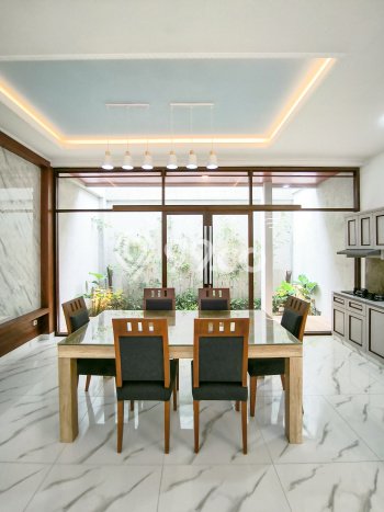 Rumah Elit Modern Siap Huni di Bandung Kota Bandung Rumah Elit Modern Siap Huni di Bandung Kota Bandung