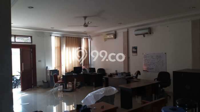 Dijual Rumah Luas Elegan Dengan View Cantik di Cipinang Melayu, Jakarta Timur Dijual Rumah Luas Elegan Dengan View Cantik di Cipinang Melayu, Jakarta Timur