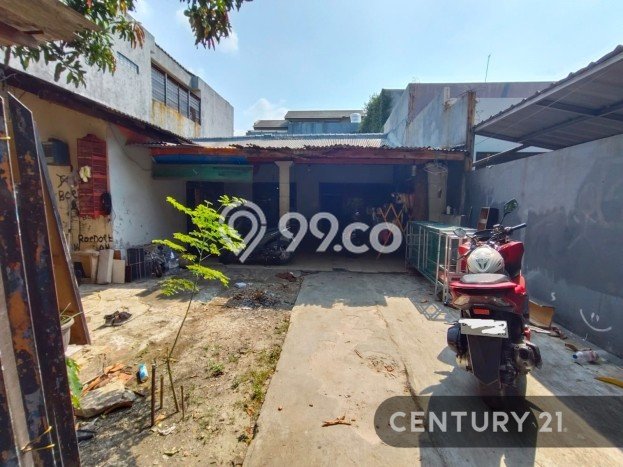Siap Huni Rumah Mewah 8 Kamar di Koja Dekat ke Mana Pun Siap Huni Rumah Mewah 8 Kamar di Koja Dekat ke Mana Pun