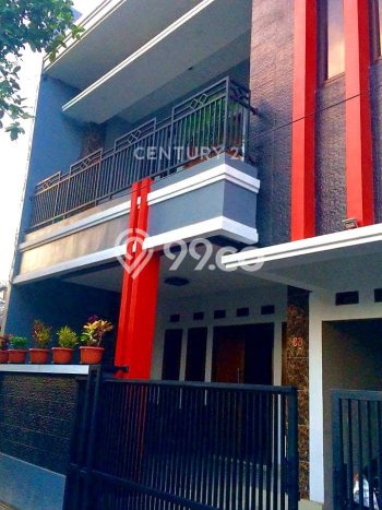 For Sale Hunian Rumah Nyaman 4 Kamar di Cipinang, Jakarta Timur For Sale Hunian Rumah Nyaman 4 Kamar di Cipinang, Jakarta Timur