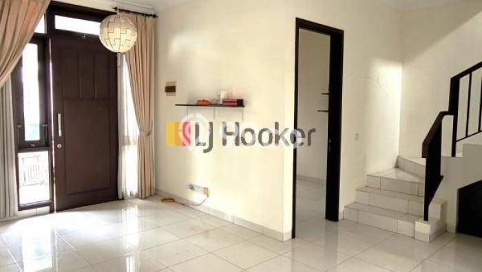 Rumah di BSD City, Akses ke Pusat Kota, 3 KT, LT 128m² LB 90m² Rumah di BSD City, Akses ke Pusat Kota, 3 KT, LT 128m² LB 90m²