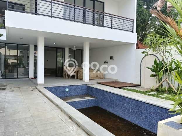 Ready to Use! Luxury House LT 330m2 Desain Elegan di Sanur Ready to Use! Luxury House LT 330m2 Desain Elegan di Sanur