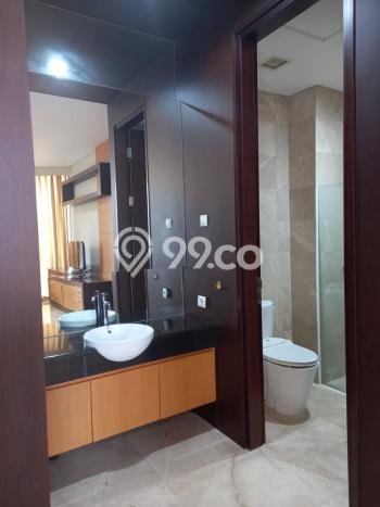 Apartemen Sewa 3 Kamar Hemat Siap Huni di Jakarta Selatan, Luas 198m2 Apartemen Sewa 3 Kamar Hemat Siap Huni di Jakarta Selatan, Luas 198m2