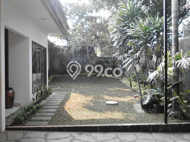 Disewakan Rumah Murah di Kemang Jakarta Selatan dengan 4 KT Disewakan Rumah Murah di Kemang Jakarta Selatan dengan 4 KT
