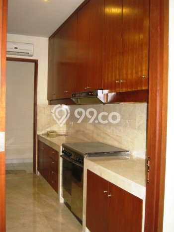 Disewakan Rumah Murah di Kemang Jakarta Selatan dengan 4 KT Disewakan Rumah Murah di Kemang Jakarta Selatan dengan 4 KT