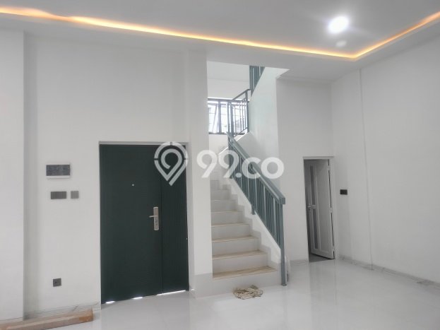 Rumah Luas Asri 4 KT Siap Huni di Kopo Permai Bandung Rumah Luas Asri 4 KT Siap Huni di Kopo Permai Bandung