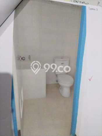 Unit Ruko Dijual di Surabaya LT 75m2 & LB 225m2 Unit Ruko Dijual di Surabaya LT 75m2 & LB 225m2