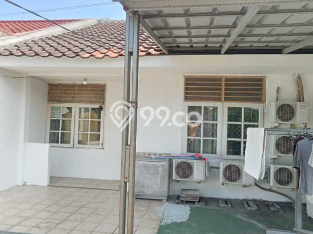 Rumah Modern Cantik 12 KT Bisa Langsung Pindah di Lippo Cikarang Rumah Modern Cantik 12 KT Bisa Langsung Pindah di Lippo Cikarang