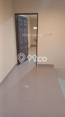 Rumah Modern Minimalis 4 KT Siap Huni di Lippo Cikarang Rumah Modern Minimalis 4 KT Siap Huni di Lippo Cikarang