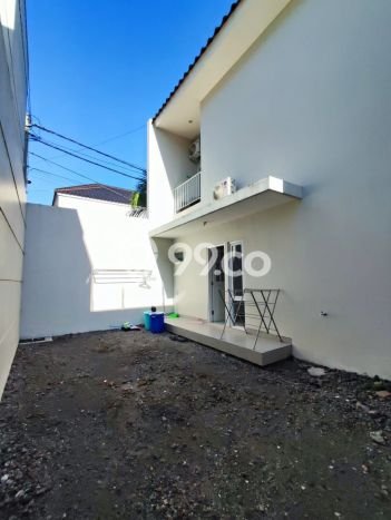 Rumah Strategis Minimalis Lb 200m2 di Kartosuro, Solo Rumah Strategis Minimalis Lb 200m2 di Kartosuro, Solo