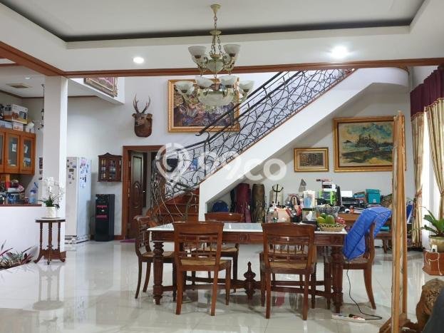 Hunian Eksklusif Siap Huni LT 800m2 di Sukasari, Bandung Hunian Eksklusif Siap Huni LT 800m2 di Sukasari, Bandung
