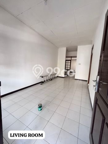 Jarang Ada! Rumah Sewa 3 Kamar Nyaman Siap Huni Taman Kopo Indah Jarang Ada! Rumah Sewa 3 Kamar Nyaman Siap Huni Taman Kopo Indah