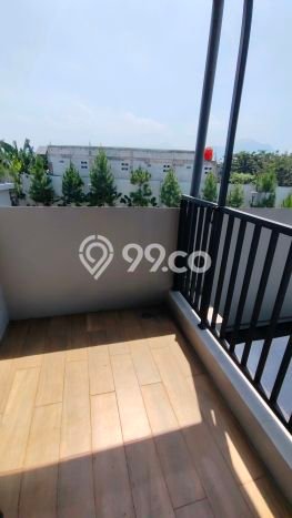 Rumah Asri di Summarecon Bandung, 2 KM, Area Tenang, LT 90m² LB 70m² Rumah Asri di Summarecon Bandung, 2 KM, Area Tenang, LT 90m² LB 70m²
