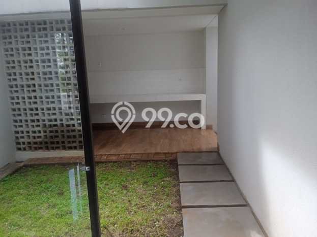 Rumah di Summarecon Bandung, Lingkungan Strategis, 2 KM Rumah di Summarecon Bandung, Lingkungan Strategis, 2 KM