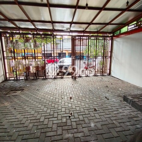 Komersial Disewa di Bandung dengan LB 225m2 Area Komersial Ramai Komersial Disewa di Bandung dengan LB 225m2 Area Komersial Ramai