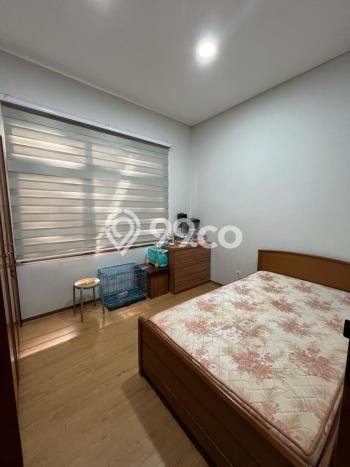 Disewakan! Rumah 6 Kamar Tidur &
4 Kamar Mandi di Singgasana, Bandung Disewakan! Rumah 6 Kamar Tidur &
4 Kamar Mandi di Singgasana, Bandung