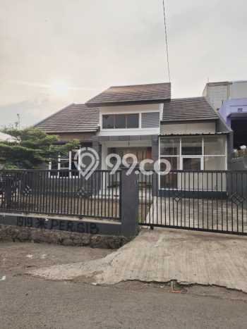 PRIME LOCATION! Komersial di Batujajar, Luas 150m², Area Ramai, Siap Untuk Digunakan PRIME LOCATION! Komersial di Batujajar, Luas 150m², Area Ramai, Siap Untuk Digunakan