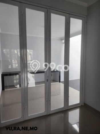 For Sale Hunian Rumah Terawat 3 Kamar di Kota Wisata, Jakarta Timur For Sale Hunian Rumah Terawat 3 Kamar di Kota Wisata, Jakarta Timur