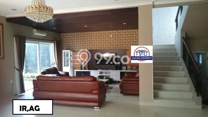 Rumah Elit Modern Tanpa Renovasi di Kota Wisata Bogor Rumah Elit Modern Tanpa Renovasi di Kota Wisata Bogor