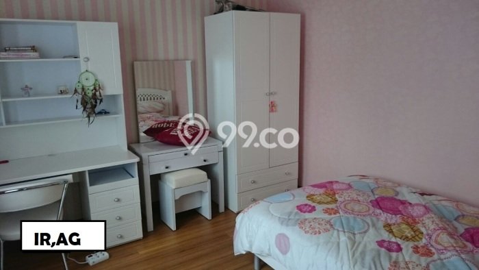 Rumah Elit Modern Tanpa Renovasi di Kota Wisata Bogor Rumah Elit Modern Tanpa Renovasi di Kota Wisata Bogor